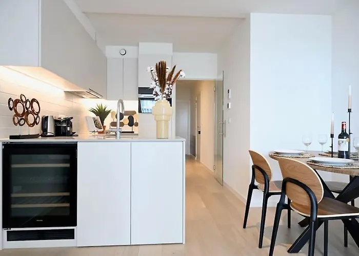 Spacious 4-guest Seaside In 公寓 *